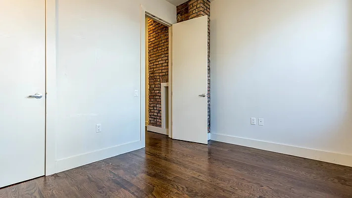 Rented by Nooklyn NYC LLC | media 14