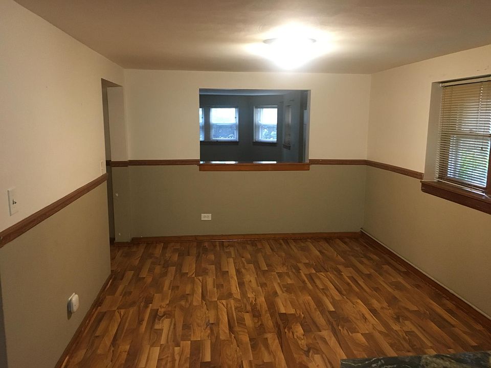 Dining rm from kitchen