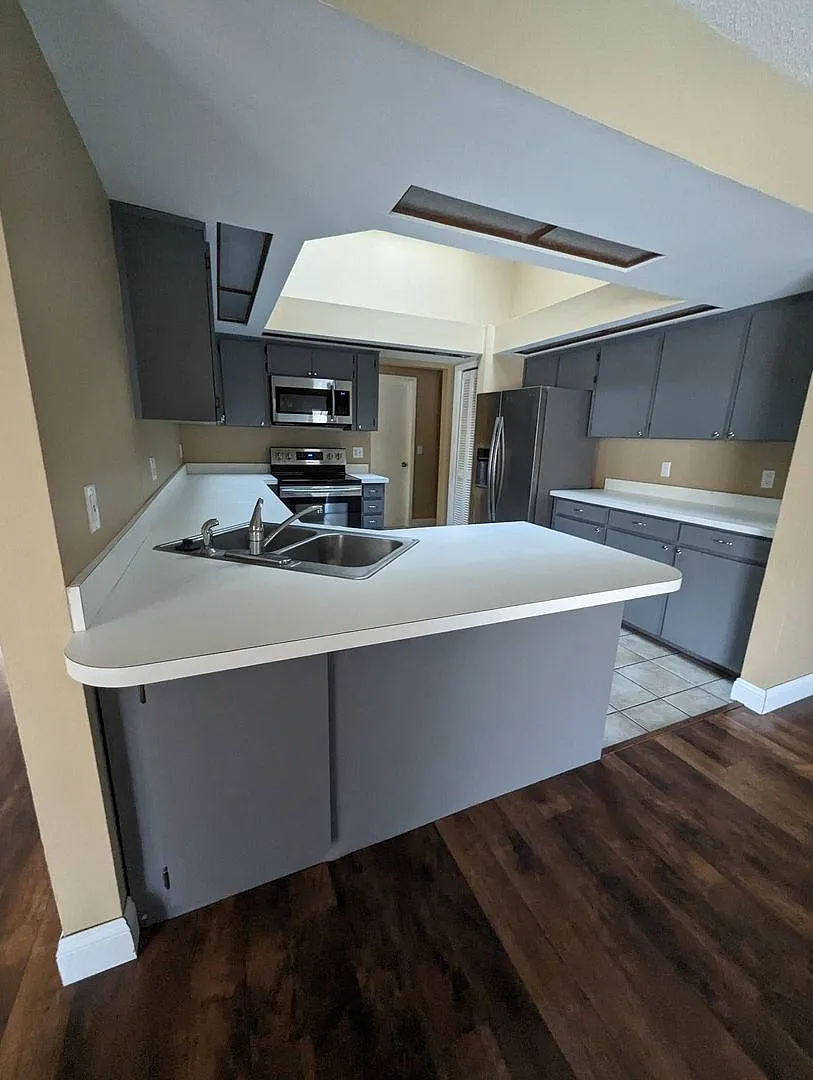 Spacious Pool Home in Oviedo — Photo 4