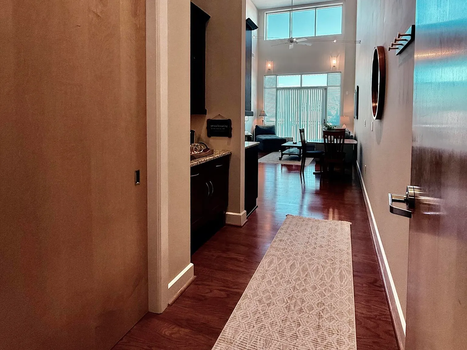 1 bed, 1.0 bath, $2,500 — Photo 4