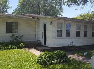 306 W 3rd St, Tampico, IL 61283