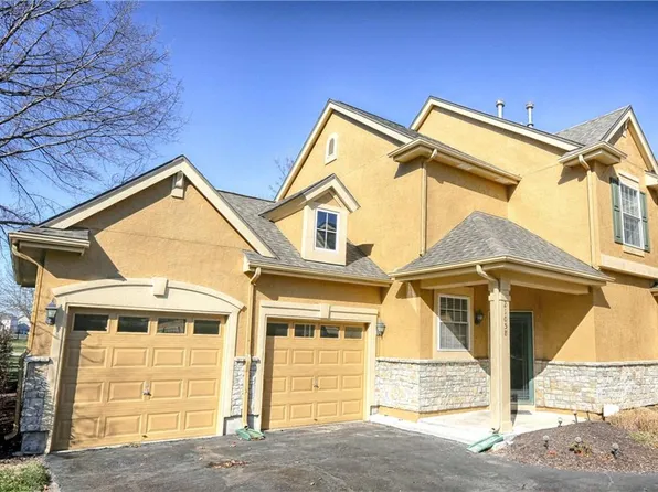 21058 W 118th Ter, Olathe, KS 66061