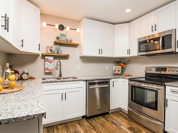 'To the ceiling' cupboards