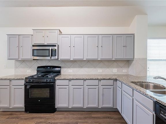 4th image of 7307 Dungarees Way