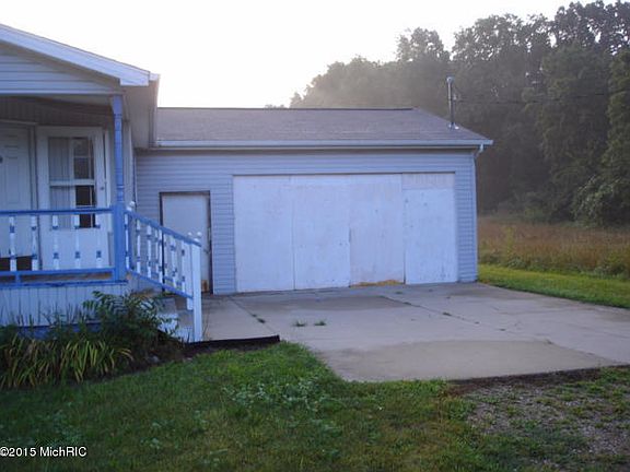 4th image of 3370 Smith Lane Dr