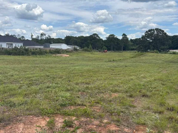 30 Willis Rd, Warrenville, SC 29851