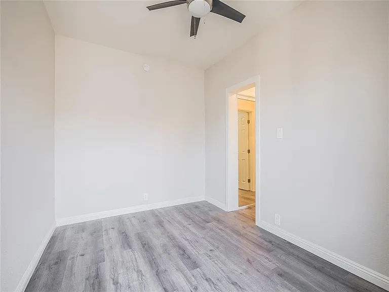 Carondelet bedroom