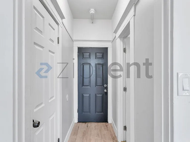 680 14th St #410 — Photo 9