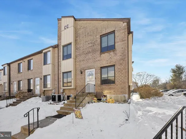 5200 Hilltop Dr APT Cc18, Brookhaven, PA 19015