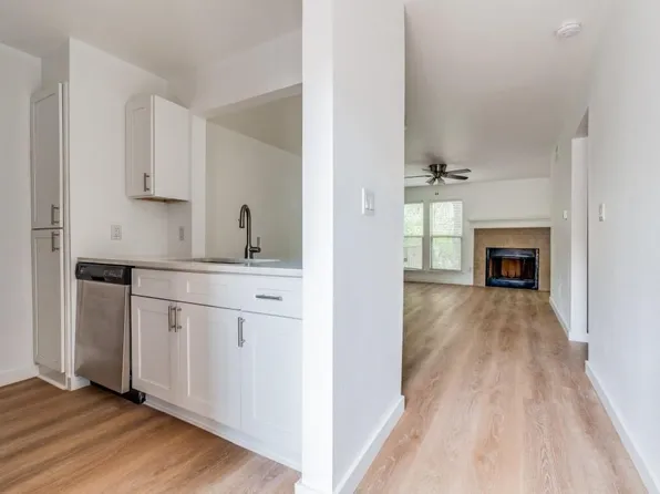 6050 Melody Ln APT 147, Dallas, TX 75231