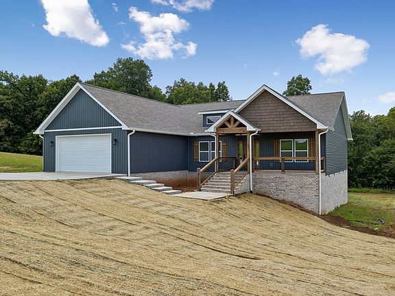 2nd image of 625 Farm Ridge Dr