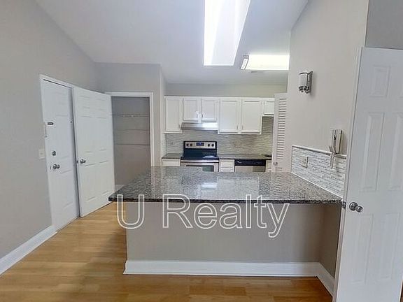 4th image of 10250 Rose Meadow Ln