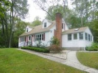 42 Glen Grove Rd, Deep River, CT 06417