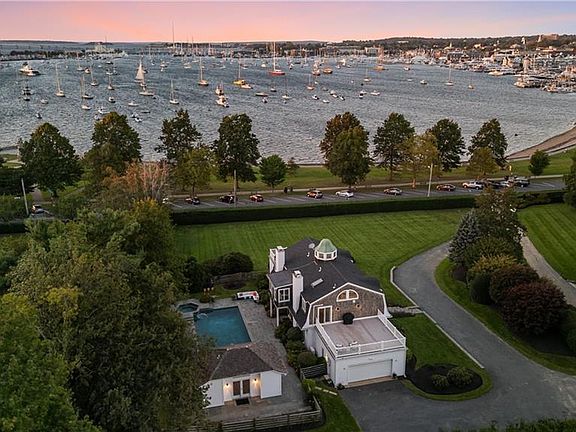 2nd image of 1 Harbor View Dr