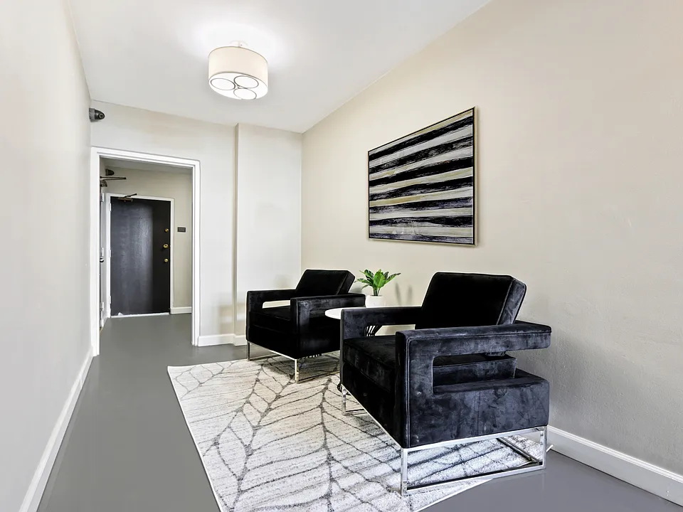 Common Area Entry Way