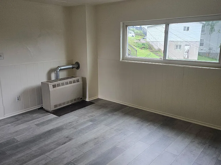 5828 Madison Ave — Photo 3