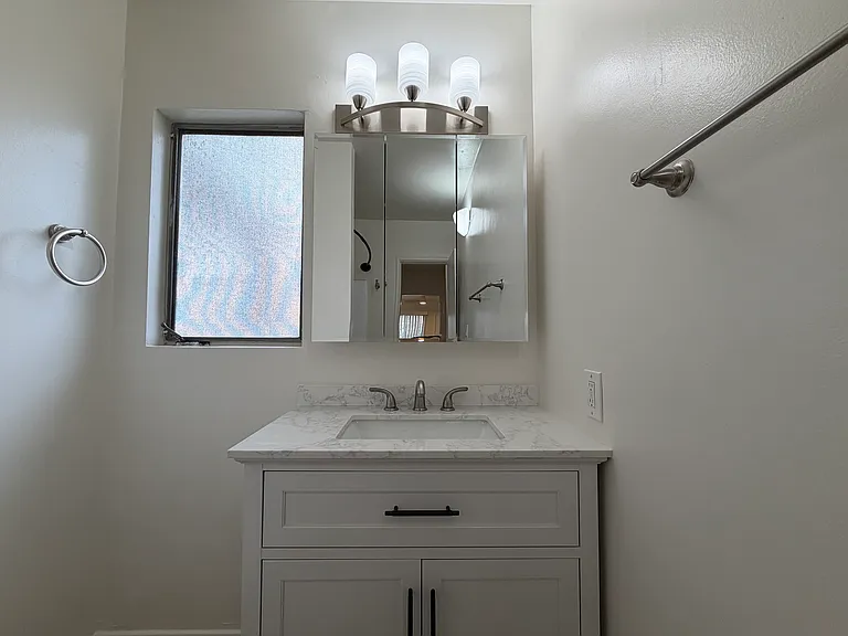 4307 Cedros Ave #4311-2 — Photo 10