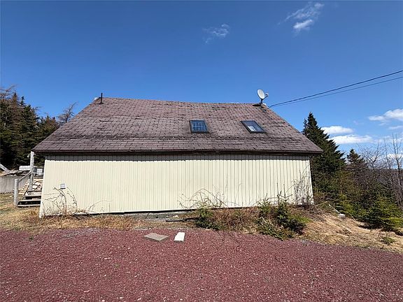 3rd image of 16 Berry Road