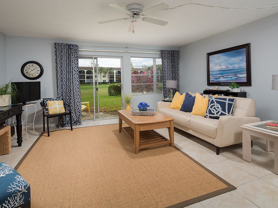 2nd image of 1087 Forest Lakes Dr APT 105