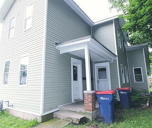 3rd image of 218 E North St