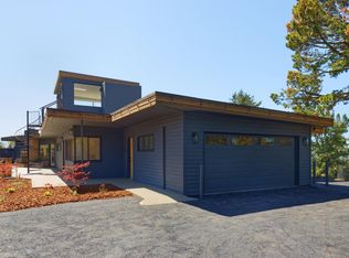 12909 Skyline Blvd, Oakland, CA 94619