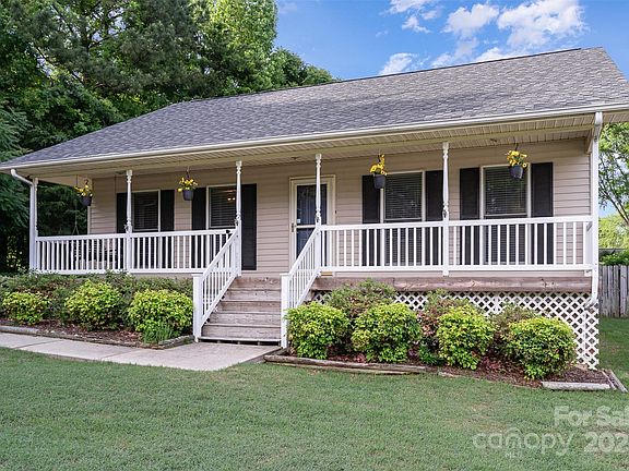 4th image of 113 Marina Ln