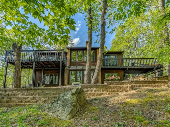 125 Big Bear Run, Vinton, VA 24179
