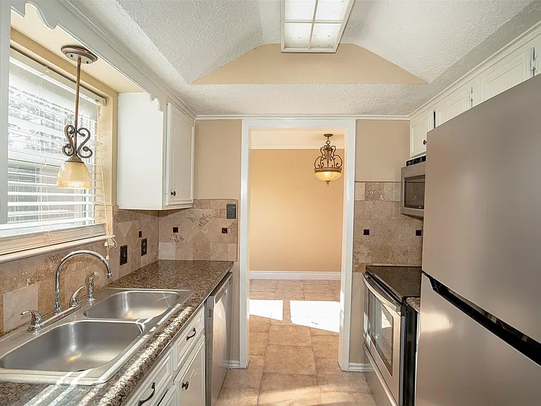 431 Sunset Dr #2 — Photo 7