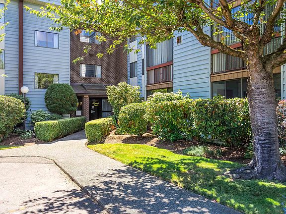 3rd image of 2277 McCallum Rd #323