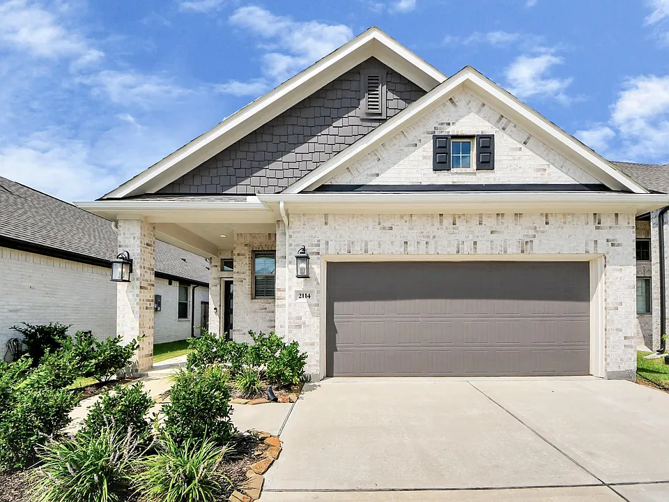 2114 Garden Arbor Ln