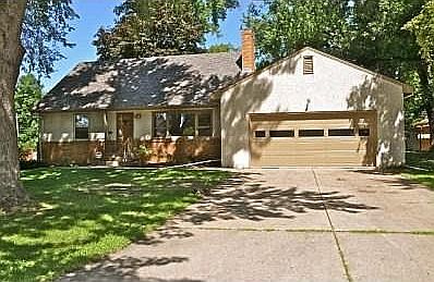 1st image of 2669 18th Ave E
