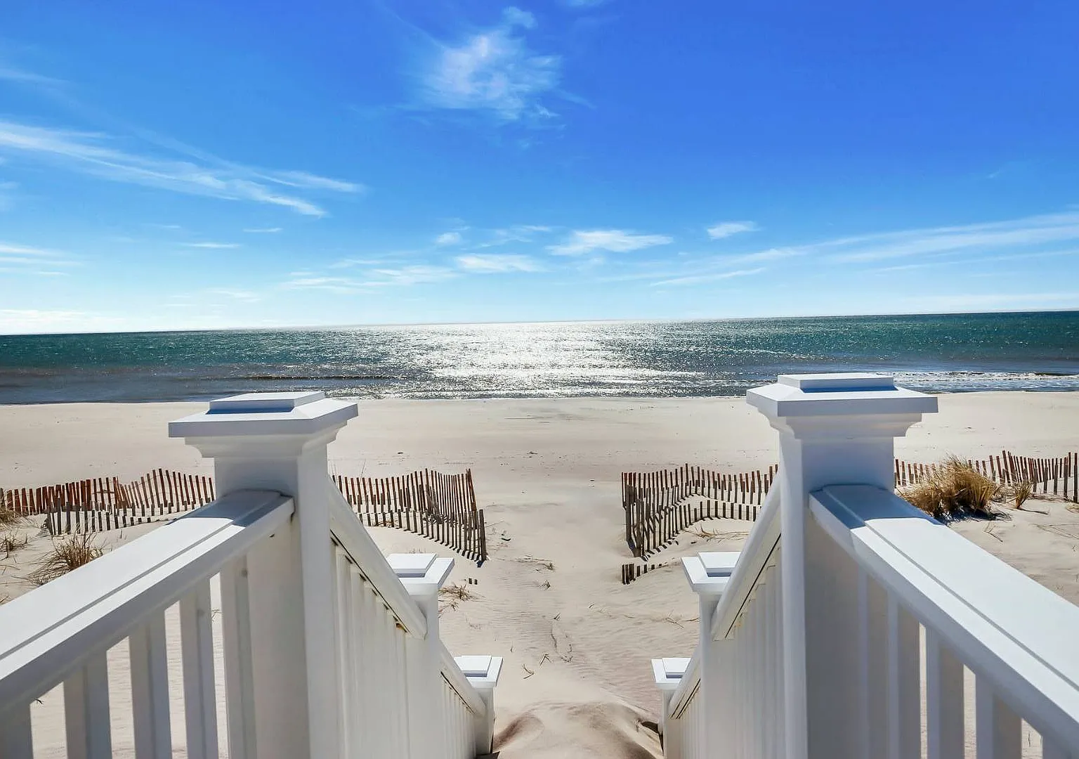 Oceanfront Estate with 360 Degree Bay & Ocean Views — Photo 1