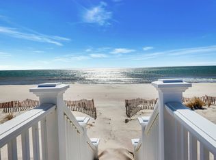 19 Dune Rd, Quogue, NY 11959