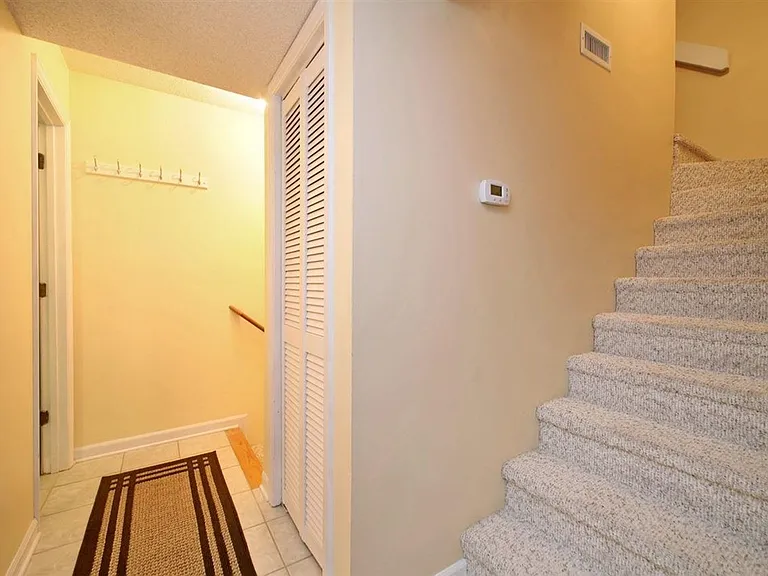 503 Pinewood Rd #5 — Photo 14