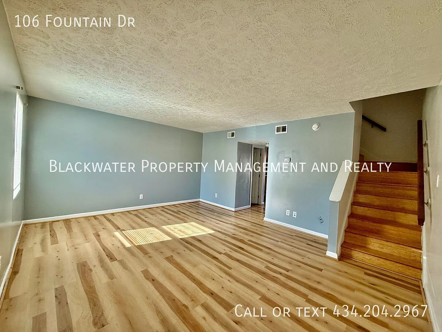 2 Bedroom Townhome off Old Forest Road — Photo 2
