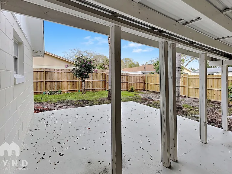 6701 Village Grove Ct — Photo 17