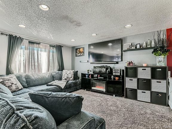 2nd image of 1504 Sanchez Court