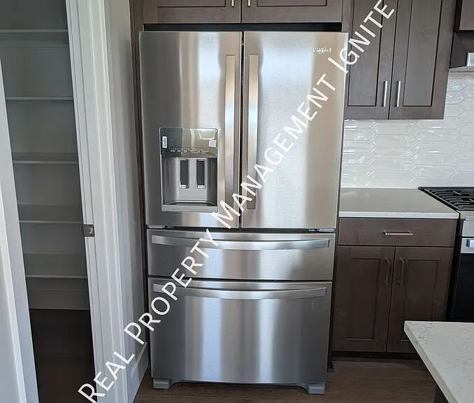 60948 SE Apollo Pl — Photo 4