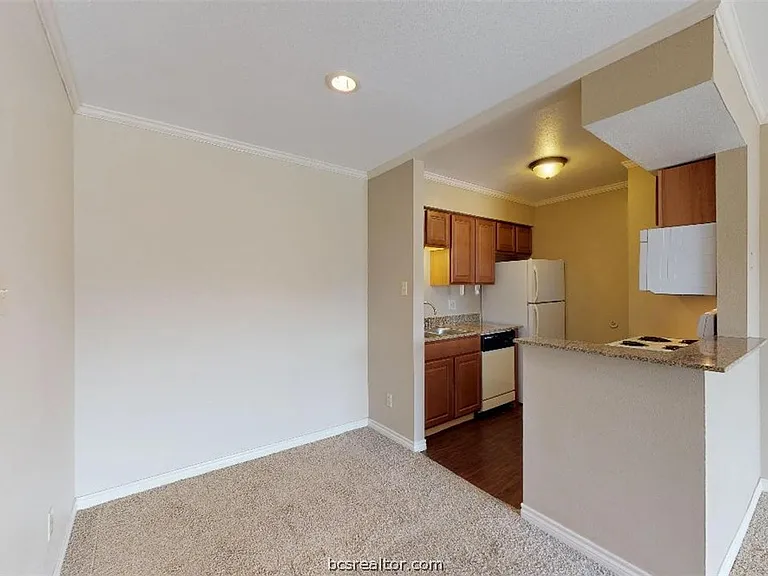 904 University Oaks Blvd #22 — Photo 7