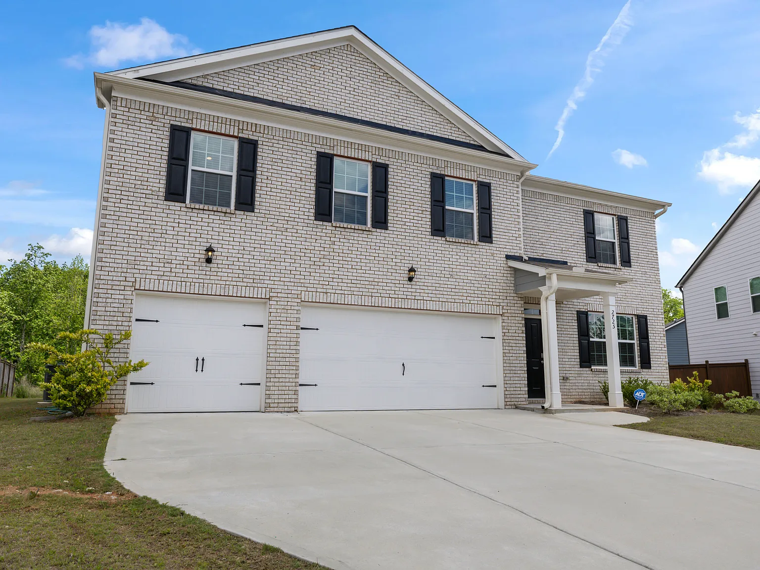5 bed, 3411 sqft, $3,650 — Photo 4