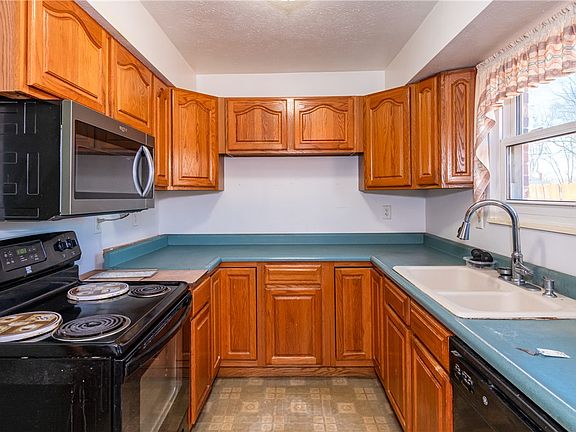 5th image of 5760 Kitridge Rd