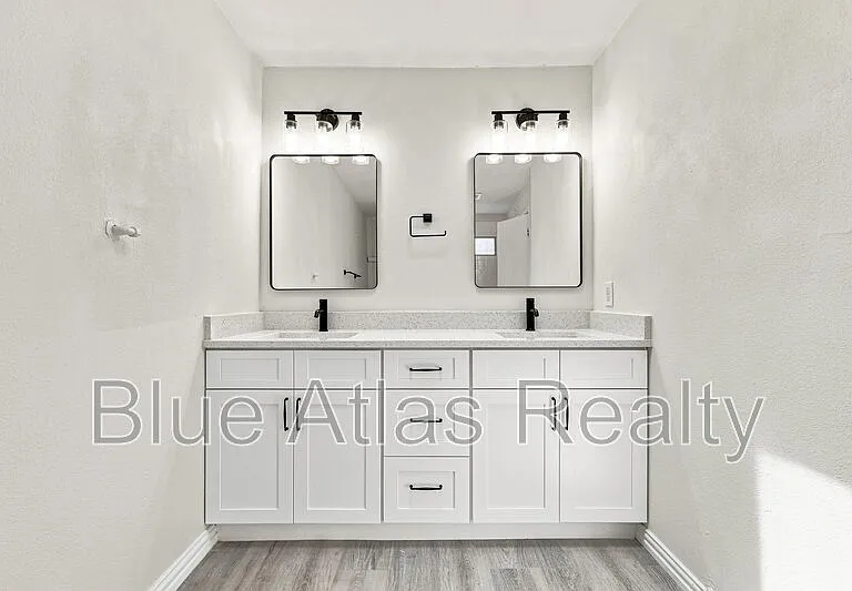 6008 Golden Gate Dr — Photo 13