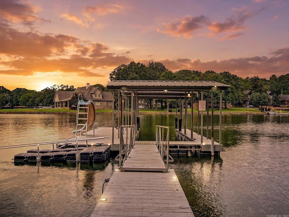 1st image of 116 Pineknoll Point