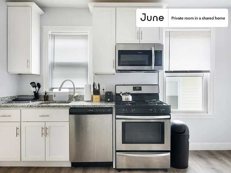 28 Hunnewell Ave #B — Photo 10
