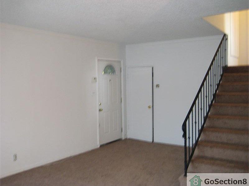 1st image of 2507 Parker Ave
