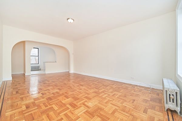 1st image of 121 Seaman Ave APT 6F