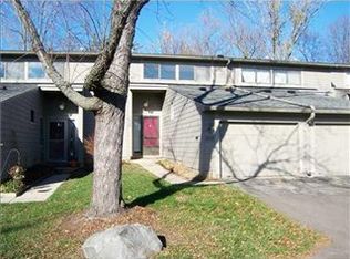 3113 Lakehaven Dr, Ann Arbor, MI