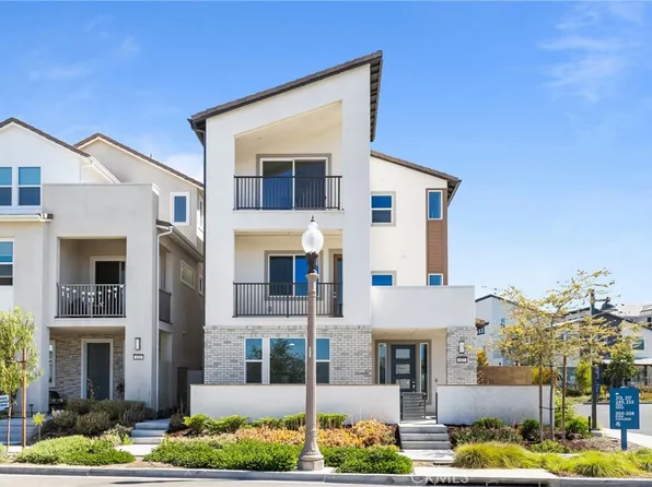 427 Flycatcher, Irvine, CA 92618