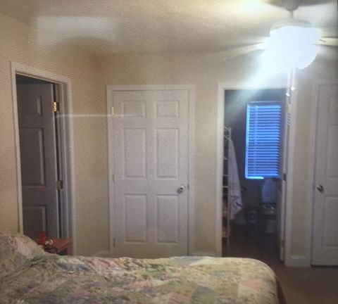 2nd image of 2009 Strawberry Dr