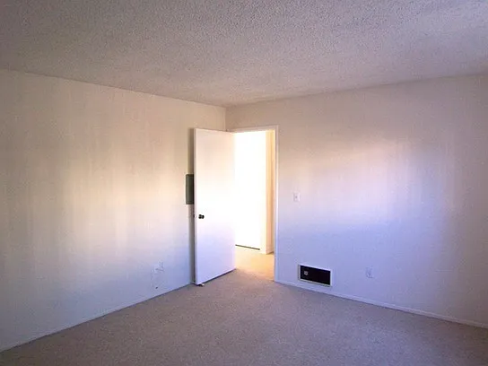 9522 Carroll Canyon Rd #118 — Photo 5